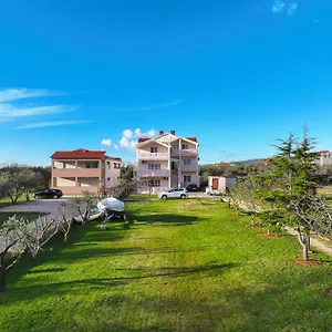 Apartament Beachfront Jermen, Sukošan