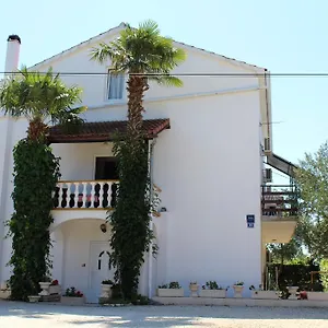 Pensión Vilma, Sukošan